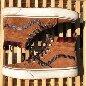 High Top Vans Size 6.5W/5M